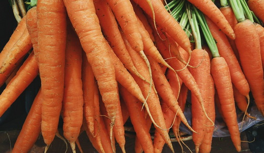 Спелая морковь