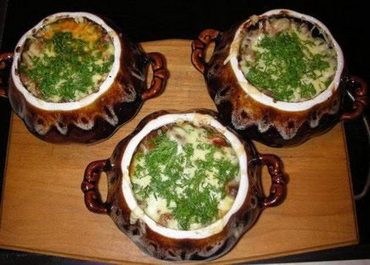 Мясо с маринованными волнушками